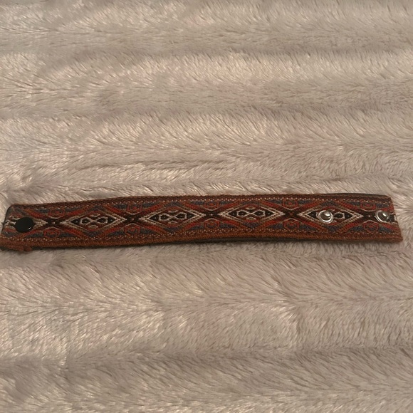 💜 5 for 25 Handmade Leather snap bracelet - Picture 3 of 3